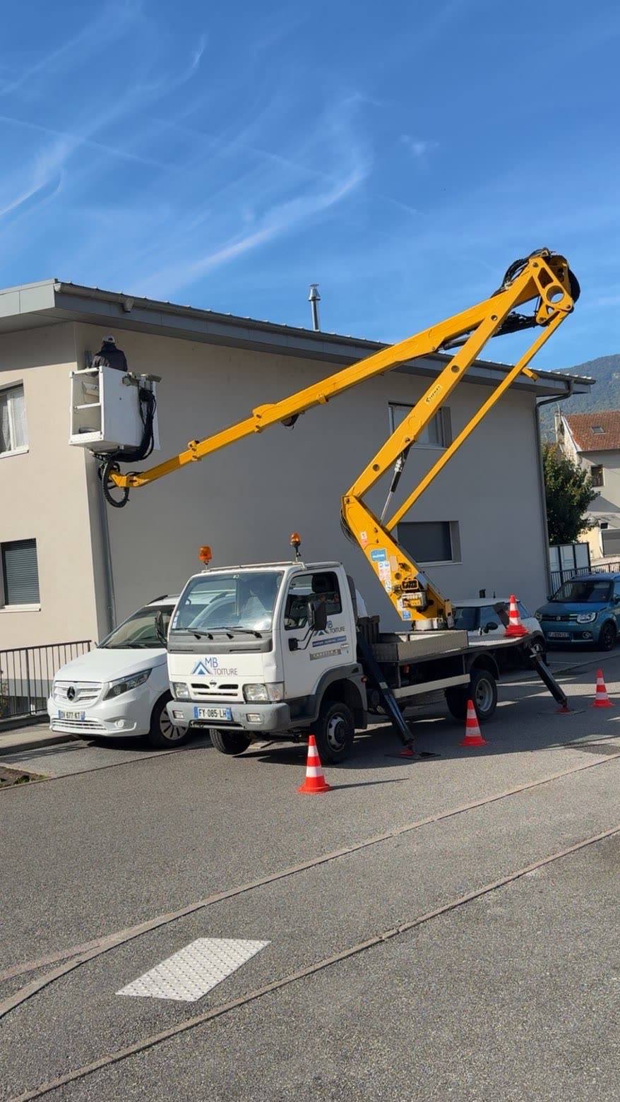 Couverture de toiture avec nacelle — MB Toiture